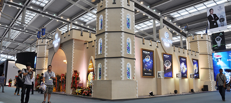 以“商務(wù)騎士”主題，閃耀參展第25屆中國（深圳）國際鐘表展。